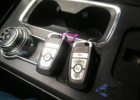 2018 Ford Fusion Se z USA, uszkodzony, nr VIN 3FA6P0HD3JR207924